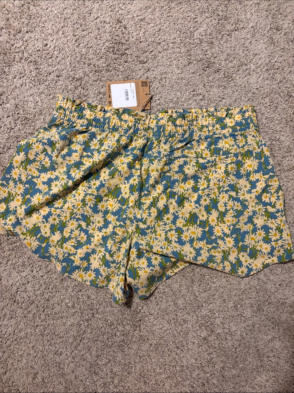 Toad&Co Yellow Daisy Print Women's Shorts - Picture 3 of 4